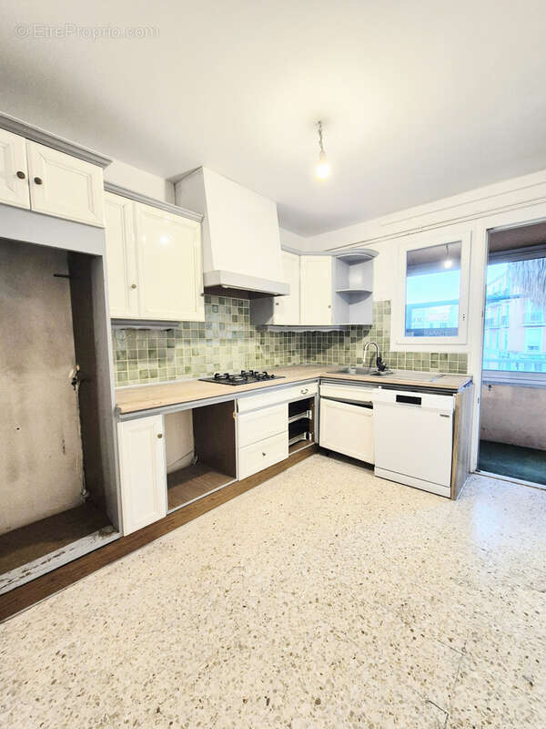 Appartement à HYERES