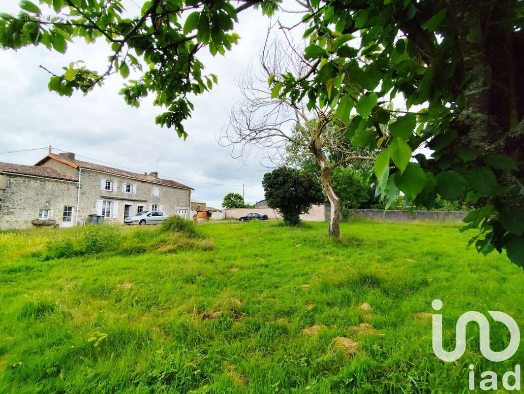 Photo 2 - Maison à ALLONNE
