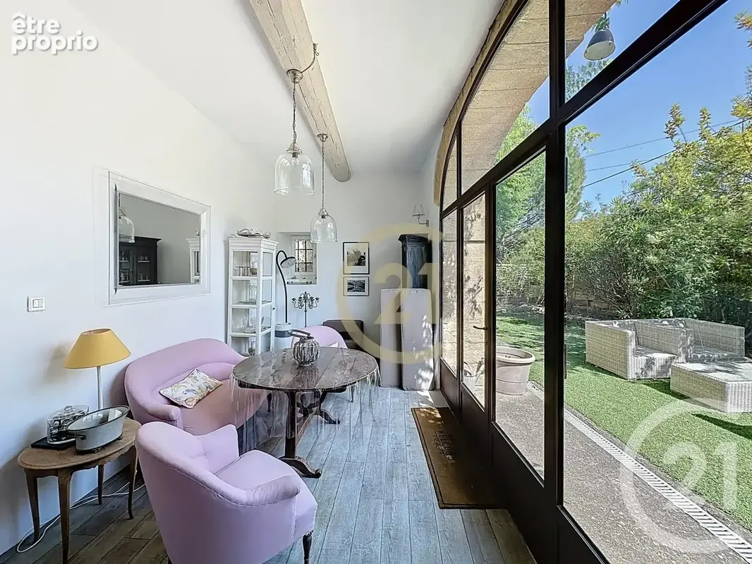 Maison 12 pièces 222 m² à vendre à Vers-Pont-Du-Gard (30210) - photo 5
