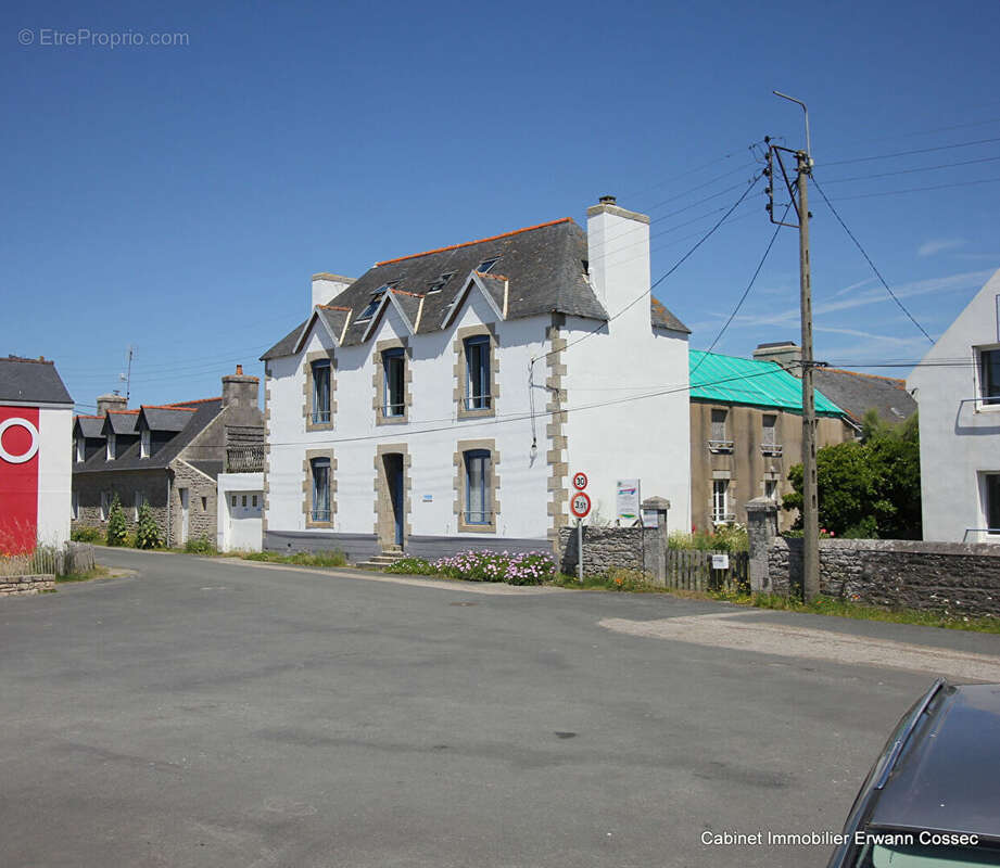 Maison à TREFFIAGAT
