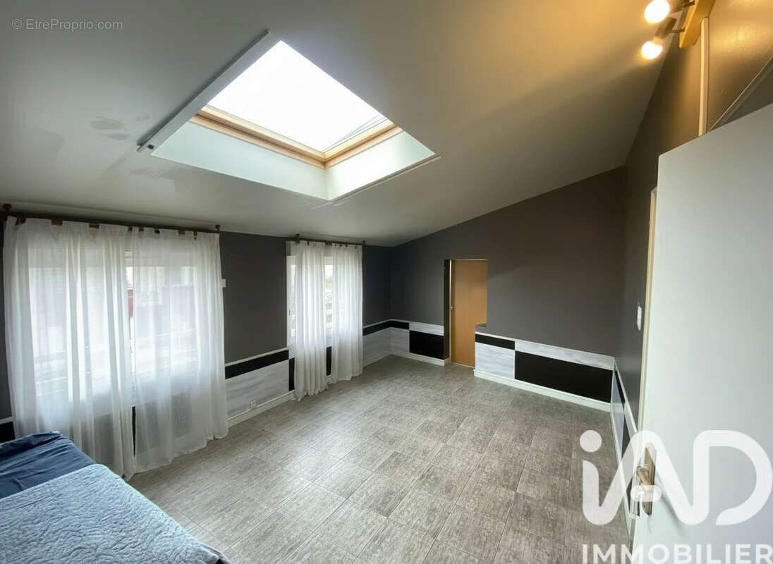 Photo 9 - Maison à LE HAILLAN