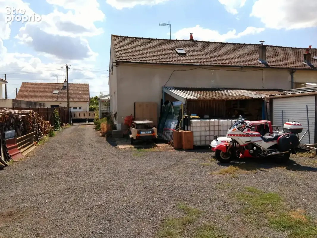Maison 3 chambres avec jardin et double garage - photo 5