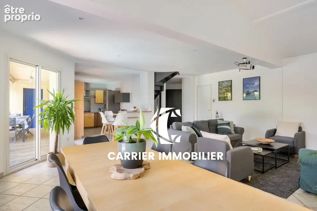 Brindas  belle maison familiale avec piscine - photo 2