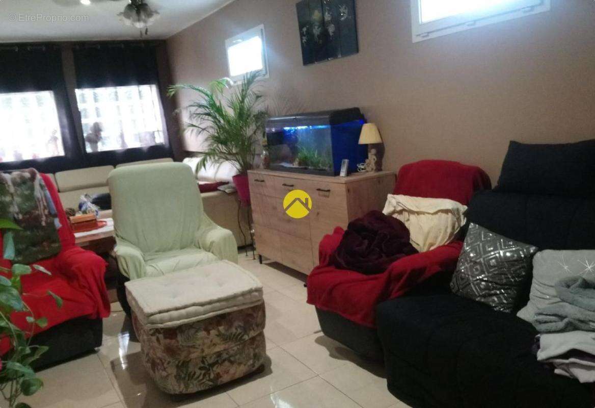 Maison à SAINT-AMAND-MONTROND