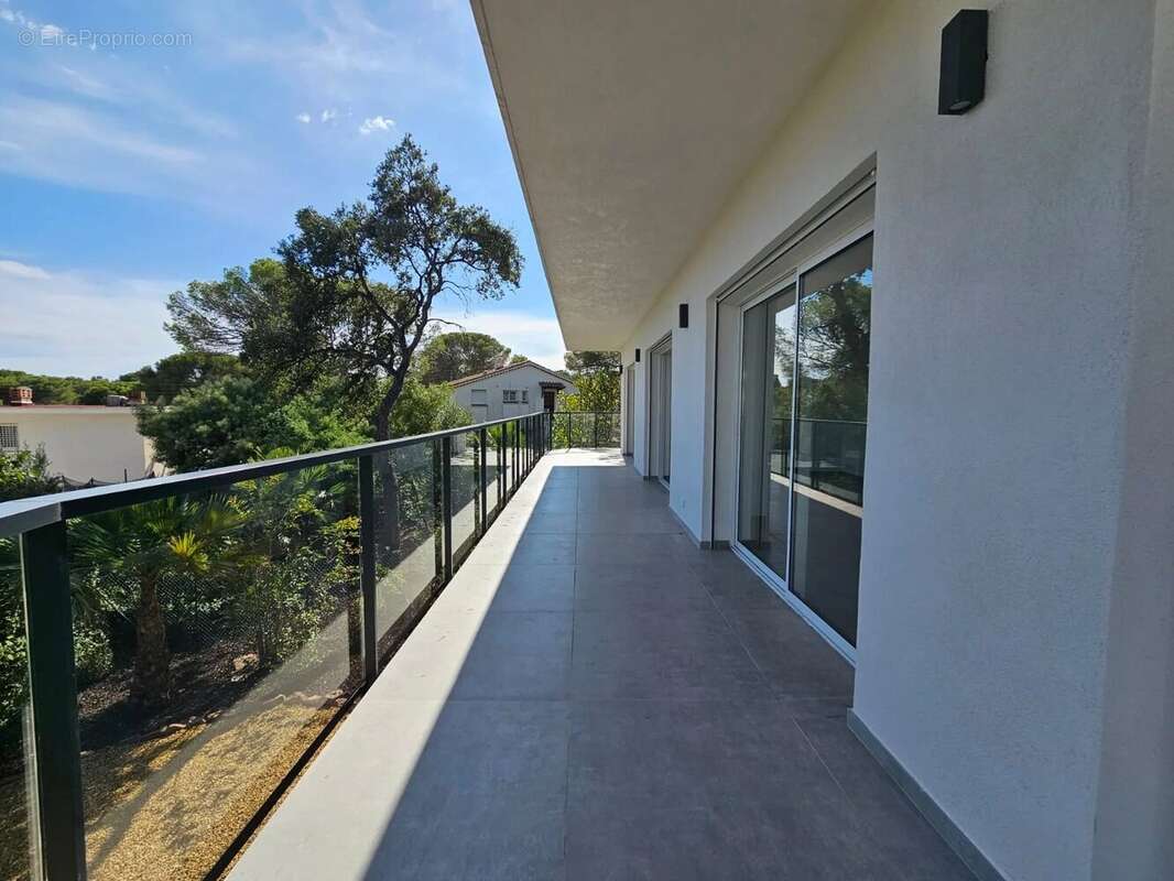 Appartement à SAINT-RAPHAEL