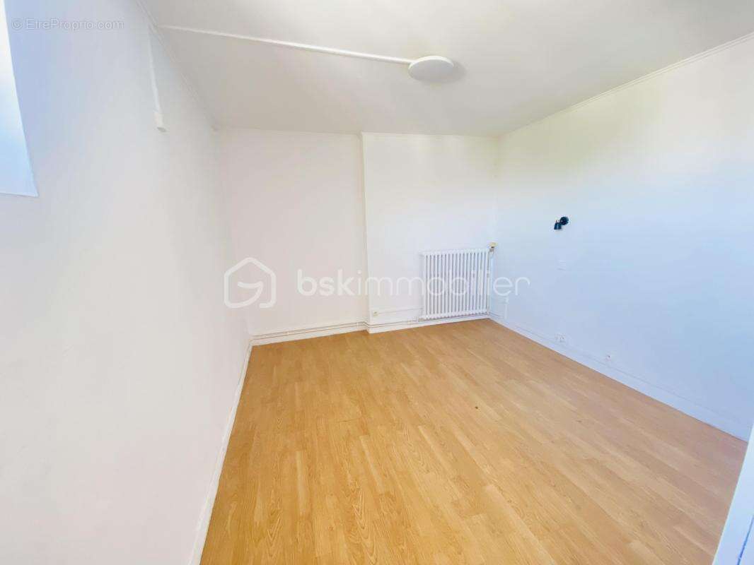 Maison 93 m² avec terrain de 500 m² au cœur de Balan – Exclusivité! - photo 17