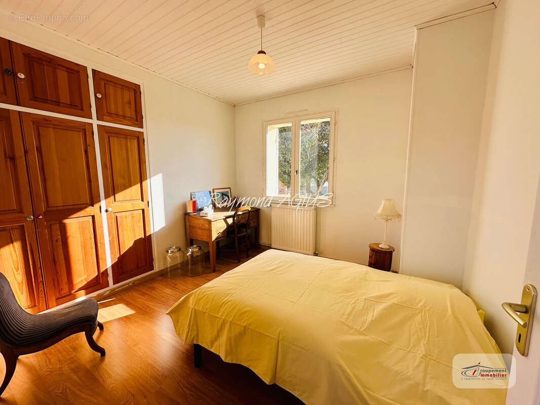 Charmante maison familiale de 4 chambres avec piscine et jardin arboré - photo 28