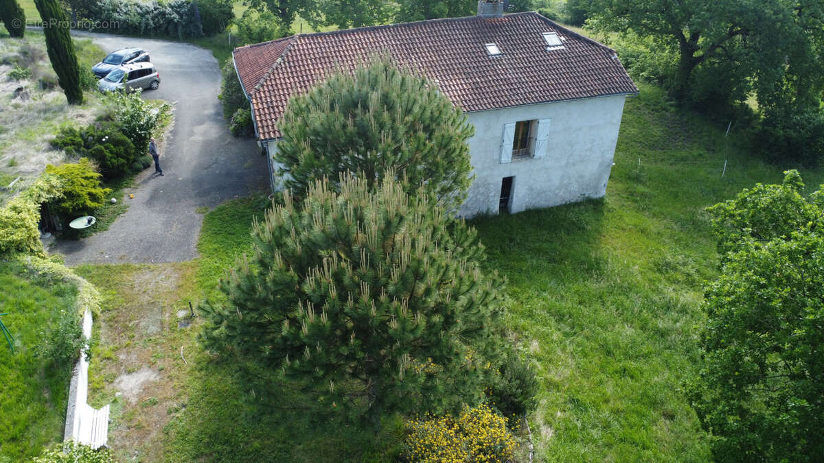 Maison à BOUDOU