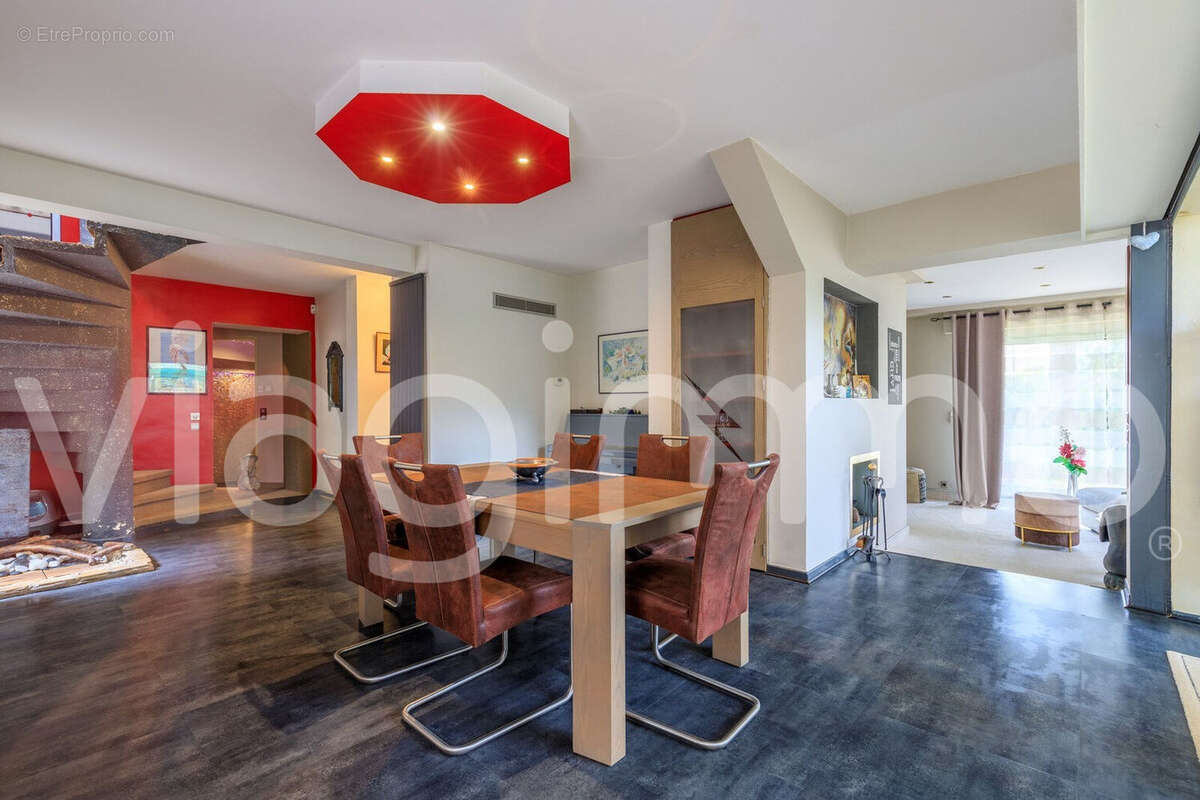 Maison à TOURNON-SUR-RHONE