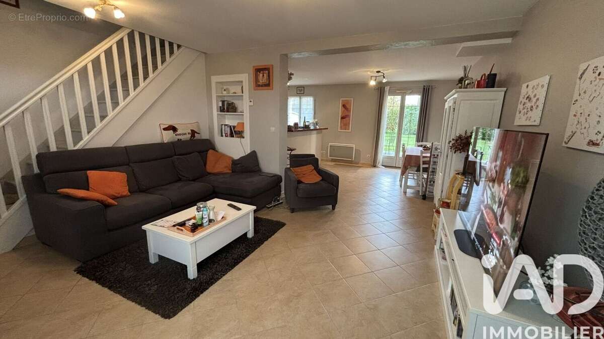 Photo 3 - Maison à ORVILLIERS