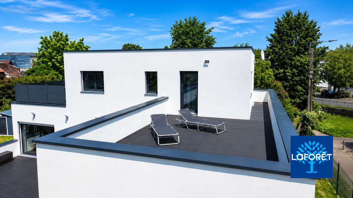 Maison d'architecte contemporaine 136 m² - 3 chambres - Semi plain-pied - Aulnoy-Lez-Valenciennes - photo 4