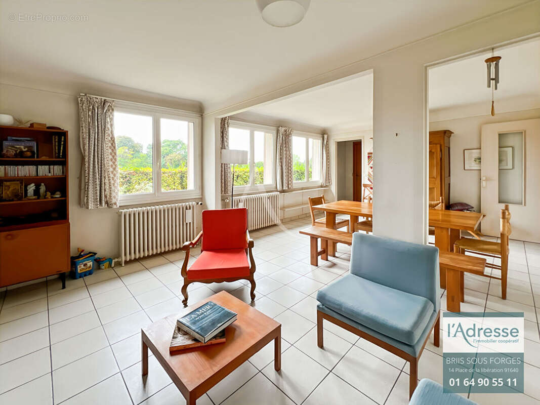 Maison à FONTENAY-LES-BRIIS