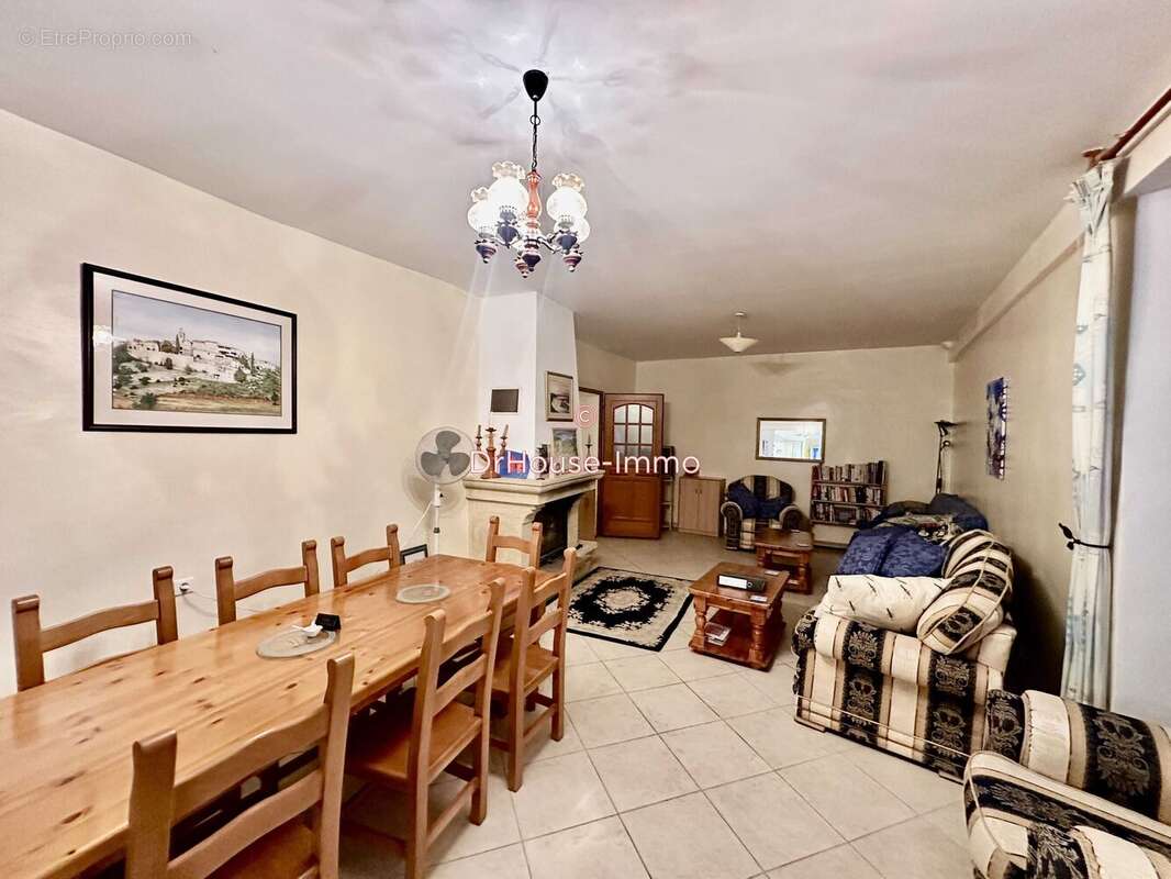 Maison à BUIS-LES-BARONNIES