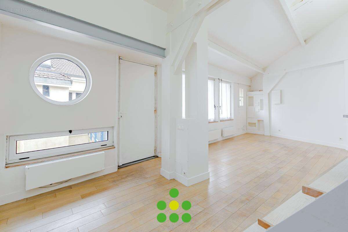 Appartement à ISSY-LES-MOULINEAUX