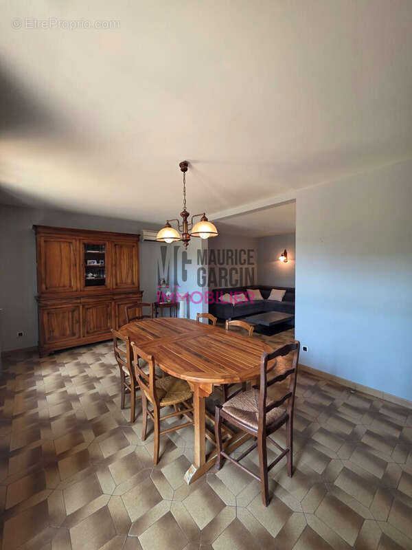 Maison 107 m² à Morieres-Les-Avignon  - photo 5