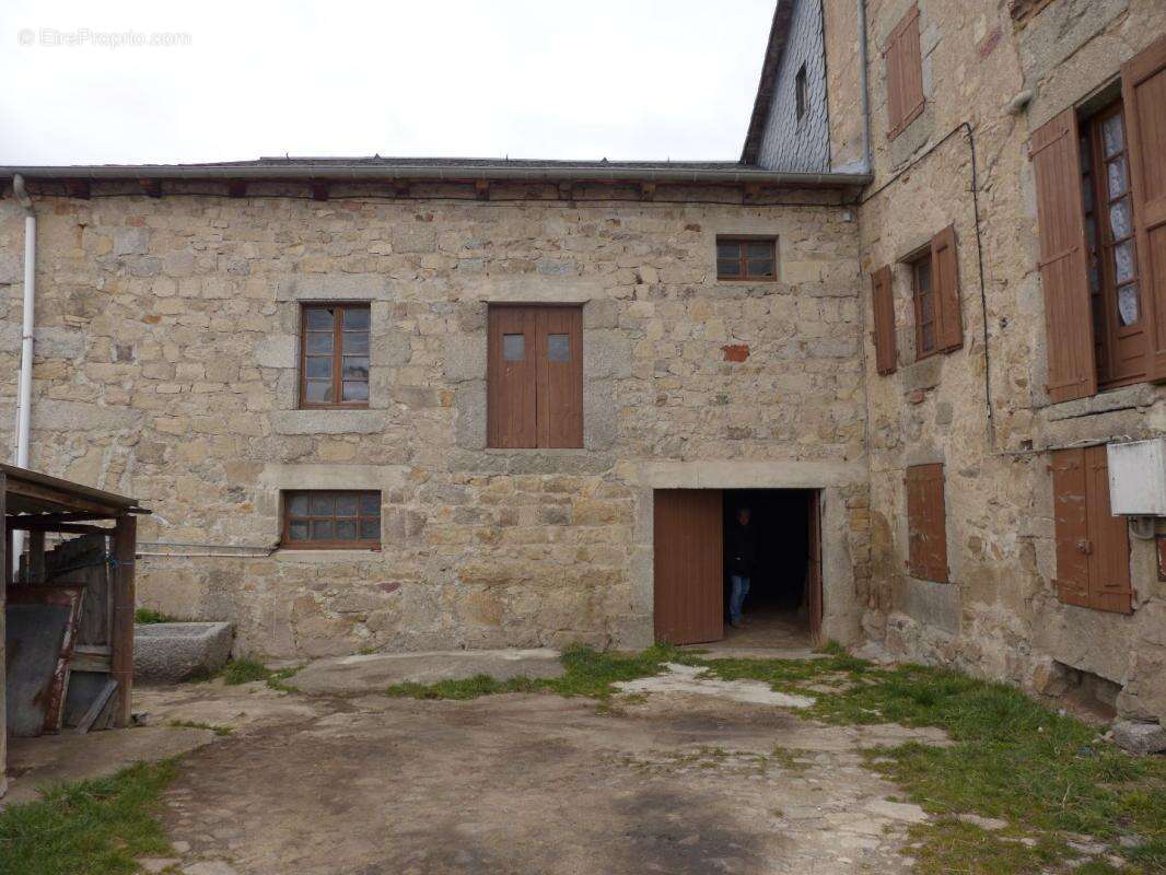 Maison à SAINT-ALBAN-SUR-LIMAGNOLE