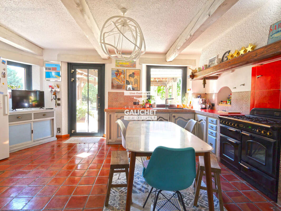 Maison à LA BATIE-VIEILLE