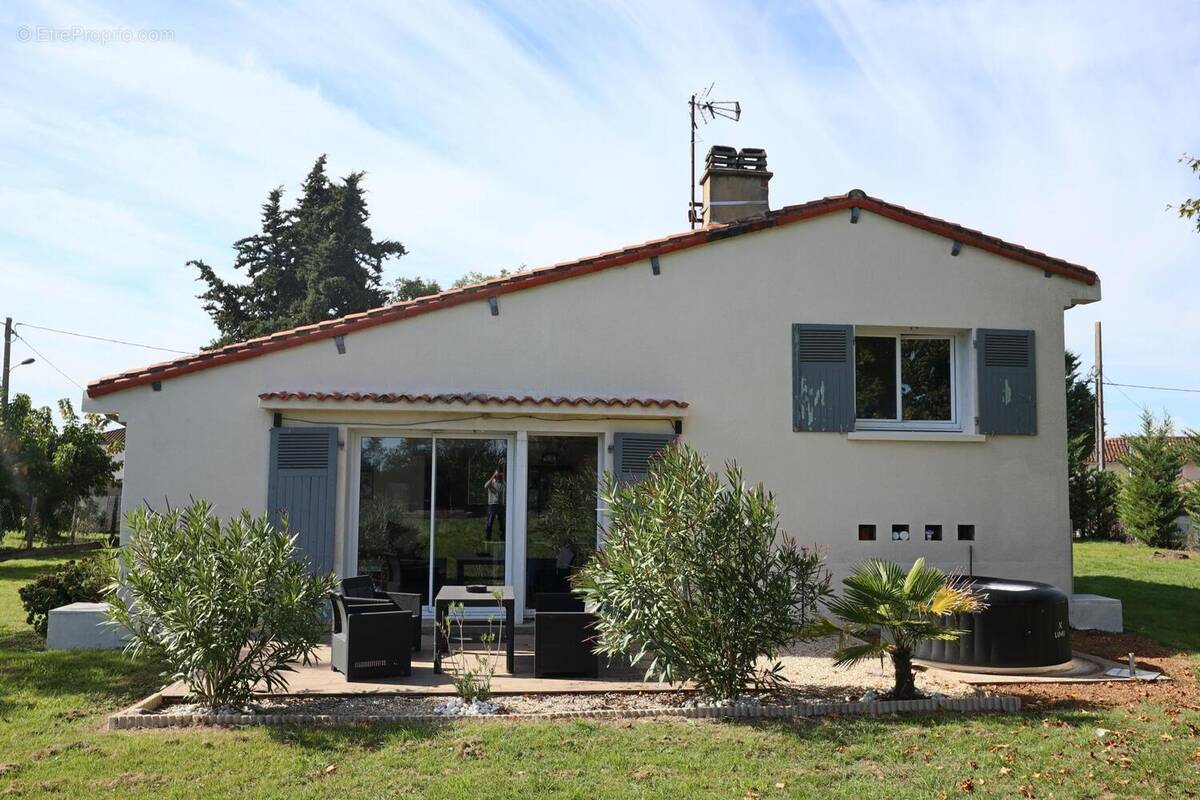 Photo 1 - Maison à POURSAC