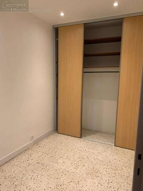 Appartement à MILHAUD