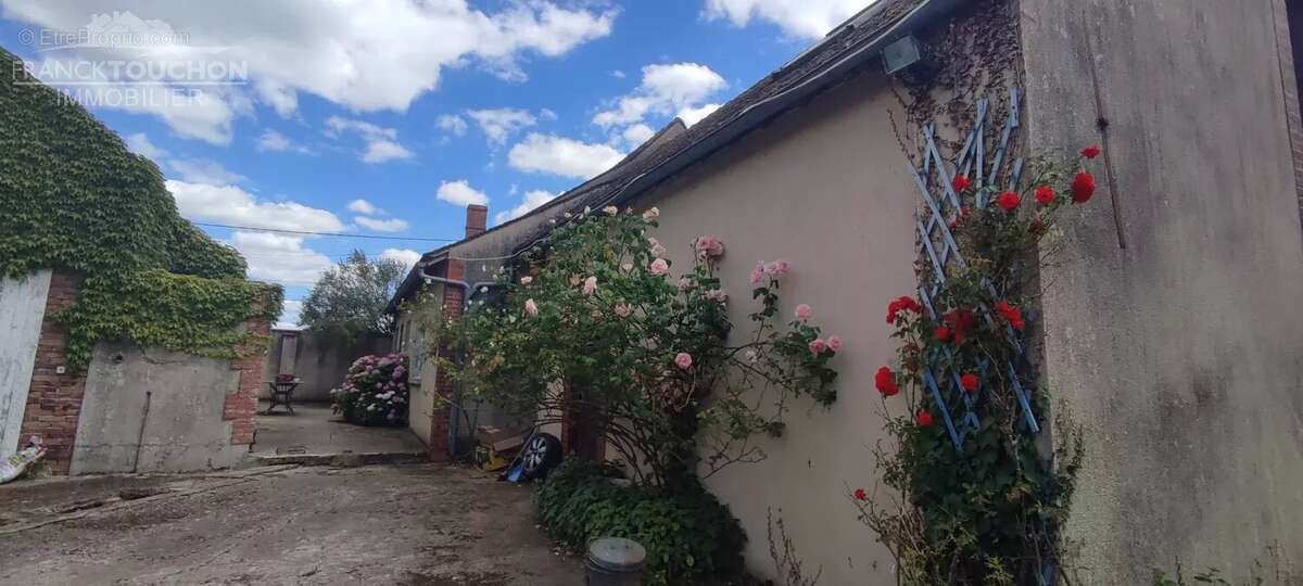 Maison à PERS-EN-GATINAIS