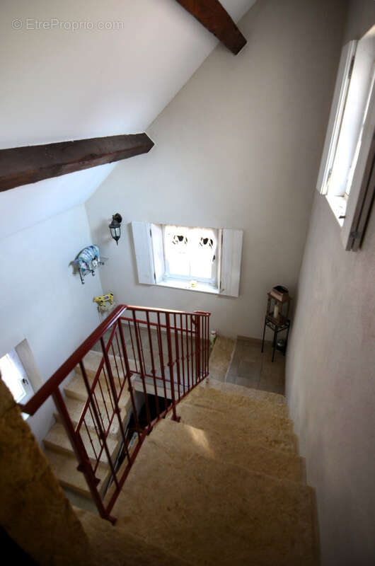 Maison à L'HOPITAL-LE-MERCIER