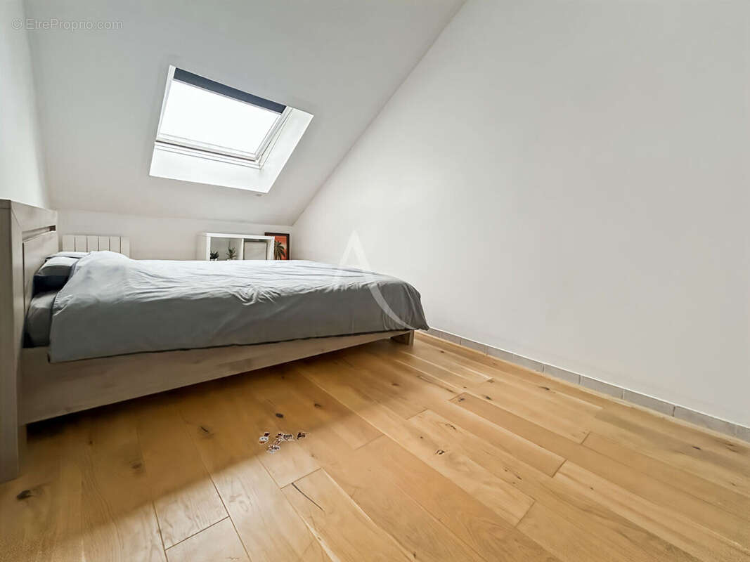 Maison à COURDIMANCHE