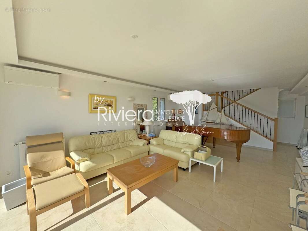 Maison à LA CROIX-VALMER