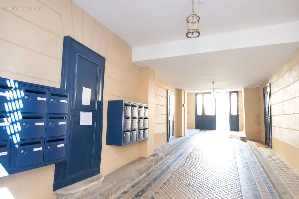 Appartement à VERSAILLES