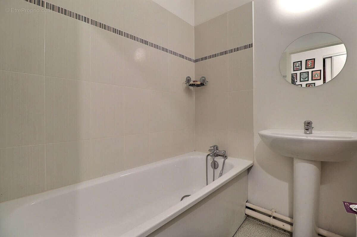 Appartement à LA COURNEUVE