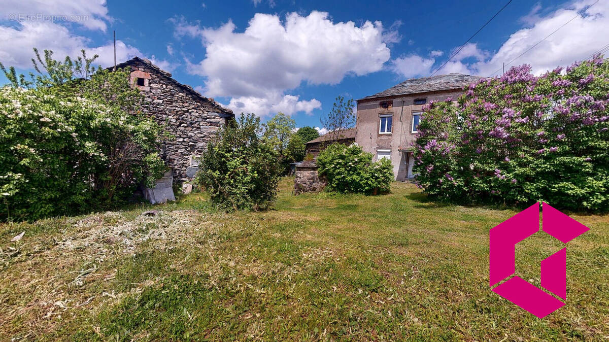 Maison à BESSAMOREL