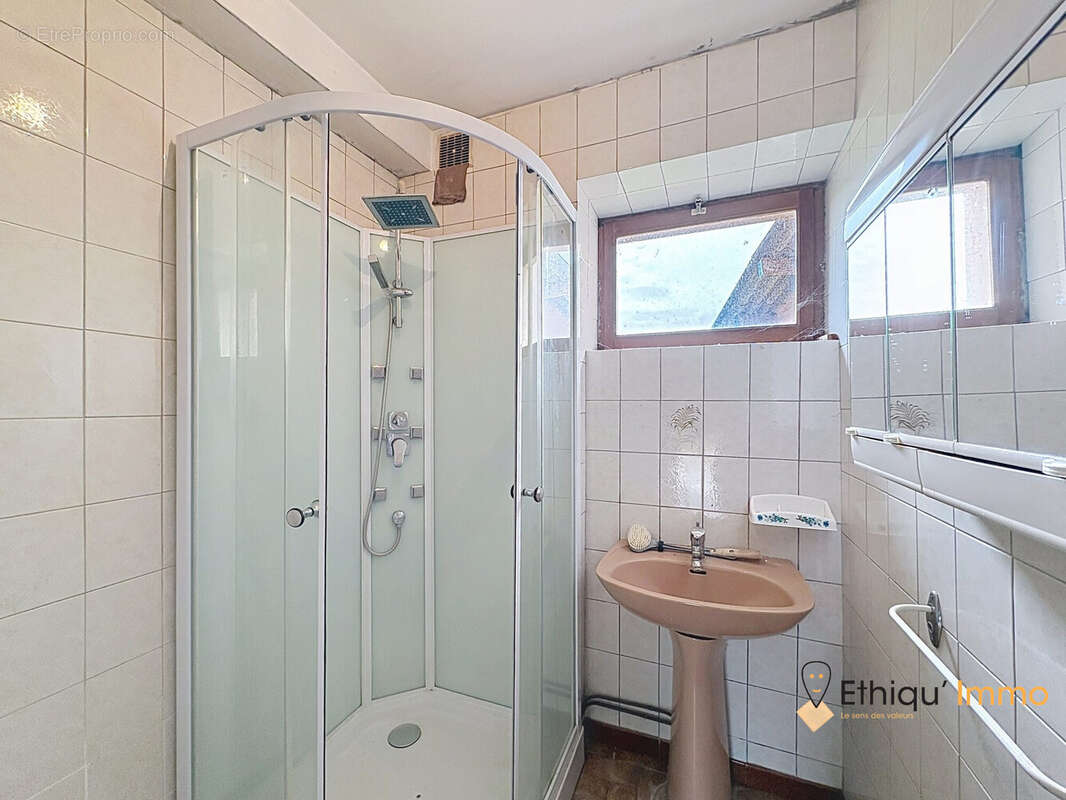 Maison 134 m² à Bertignolles  - photo 8