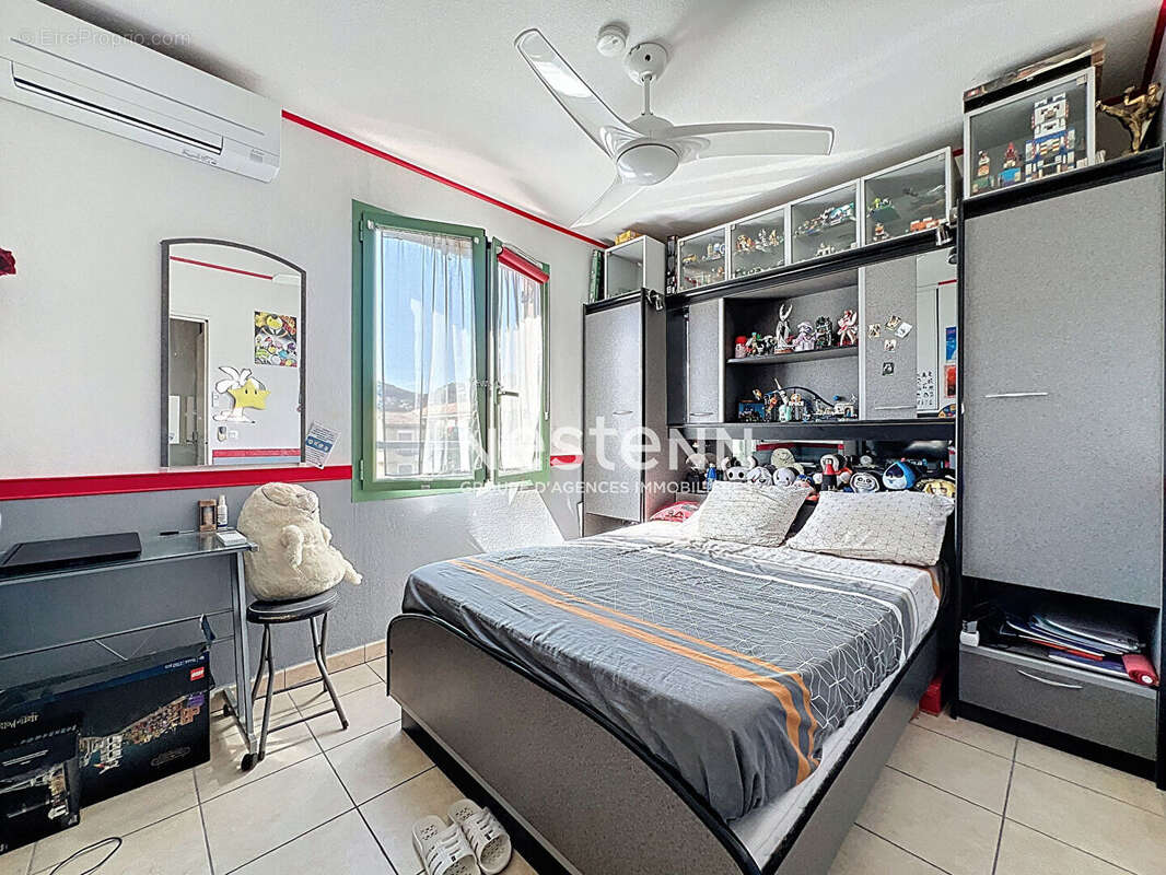 Appartement à VALLAURIS