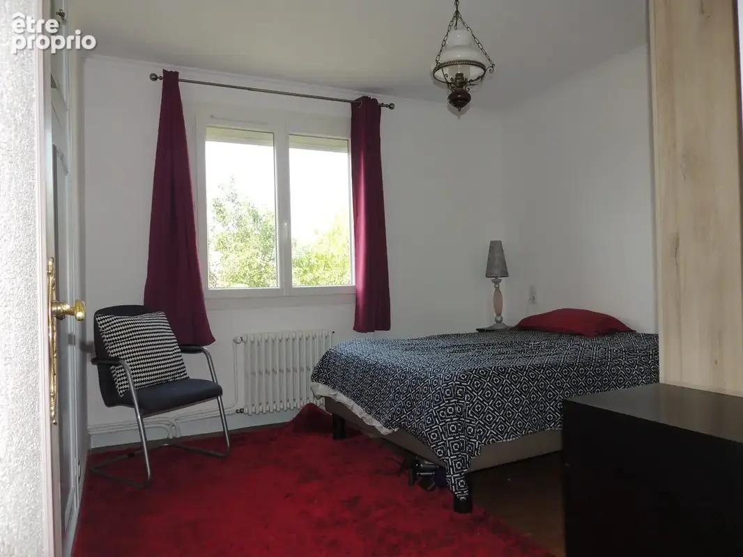 Maison 106 m² à Cahors  - photo 8