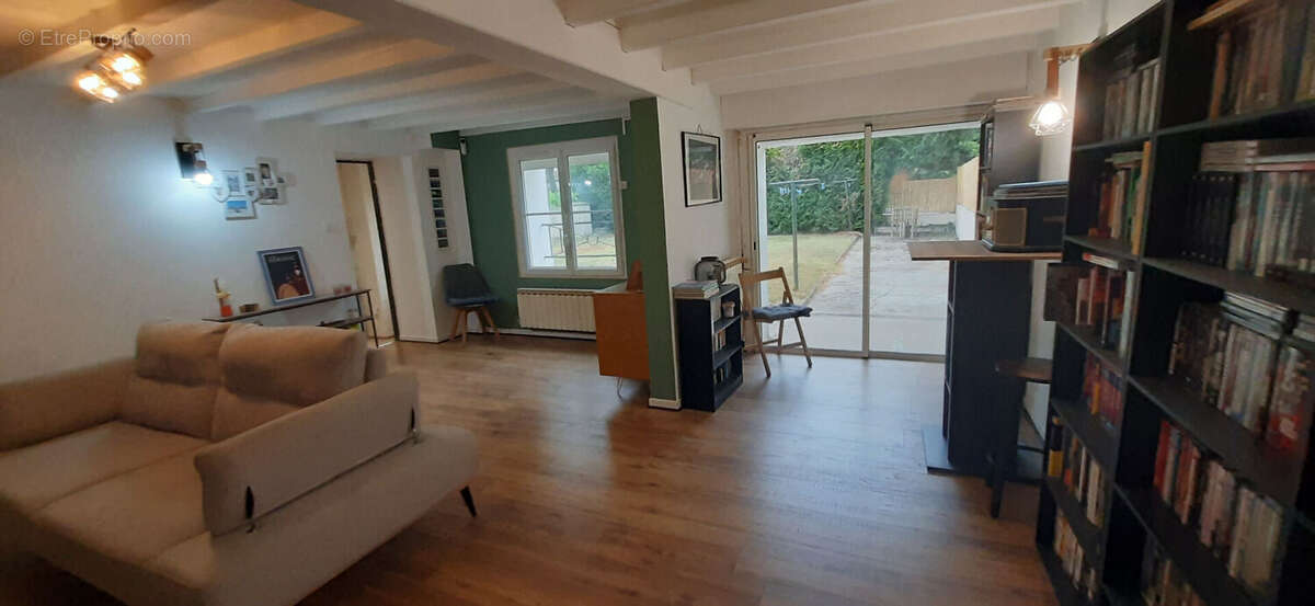 Maison à SAINT-FORT-SUR-GIRONDE