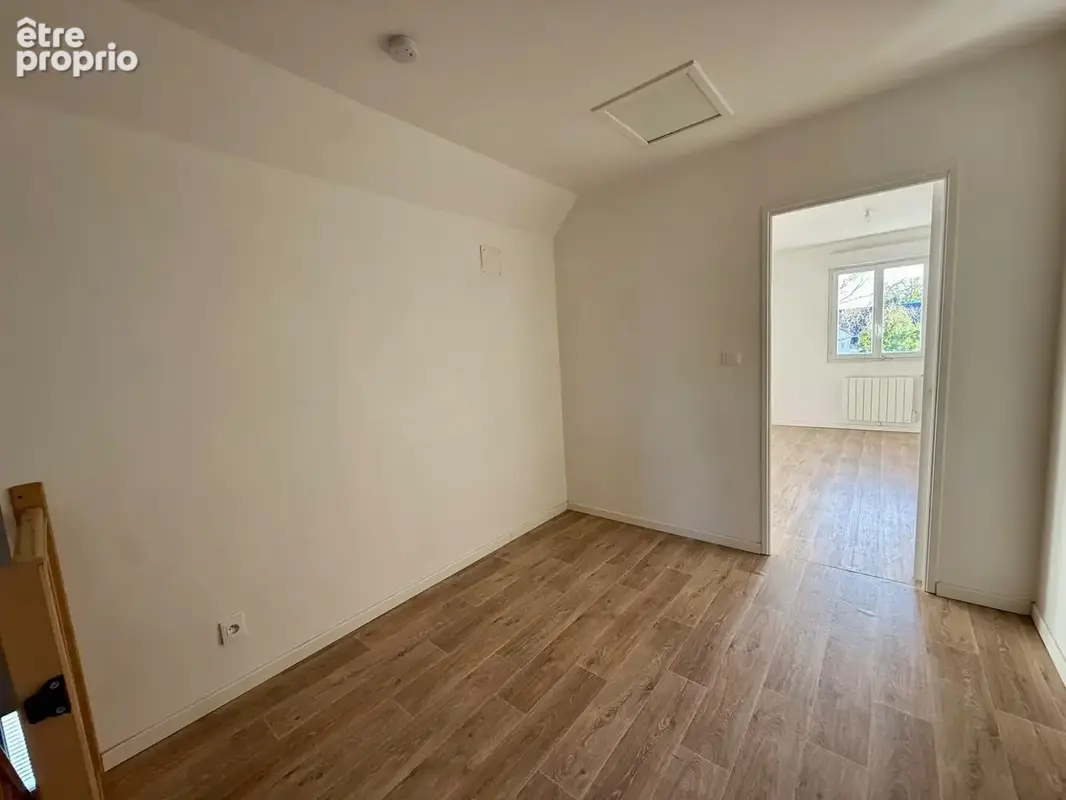 Maison 4 pièces 118 m² à vendre à Vitry-Aux-Loges (45530) - photo 7