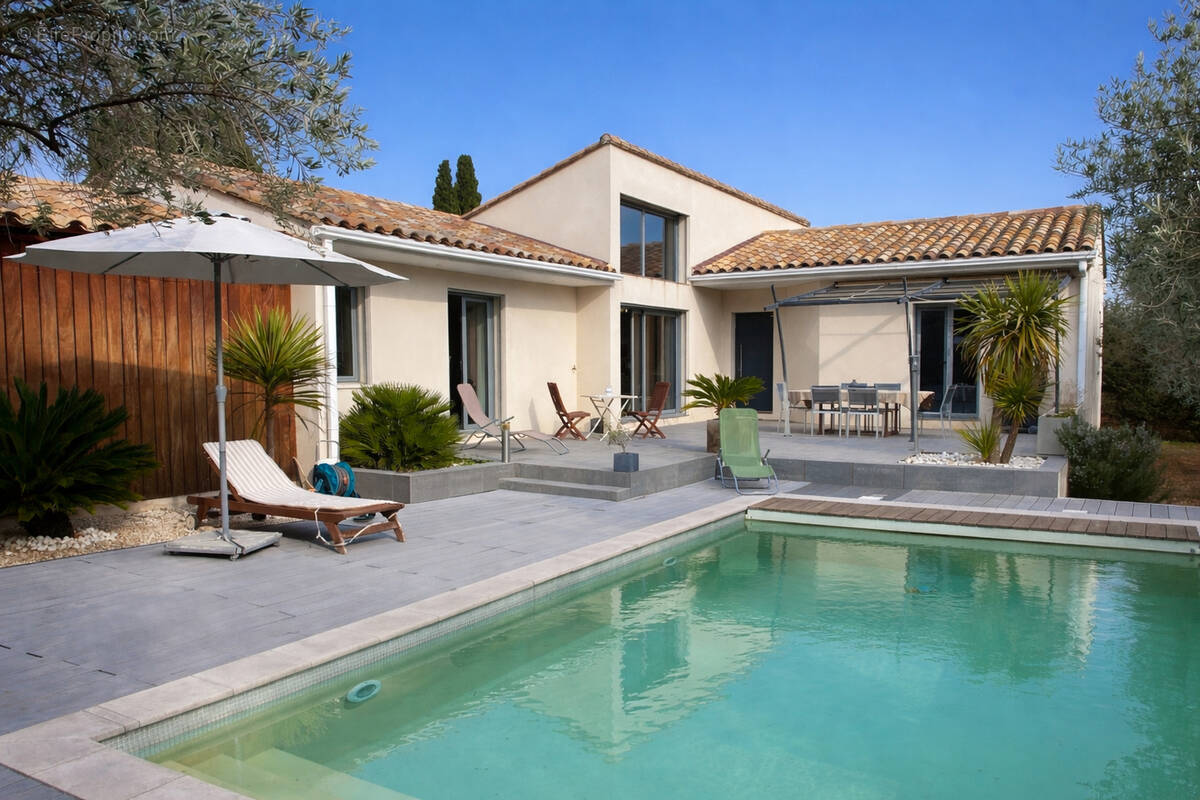 Maison à MAUSSANE-LES-ALPILLES