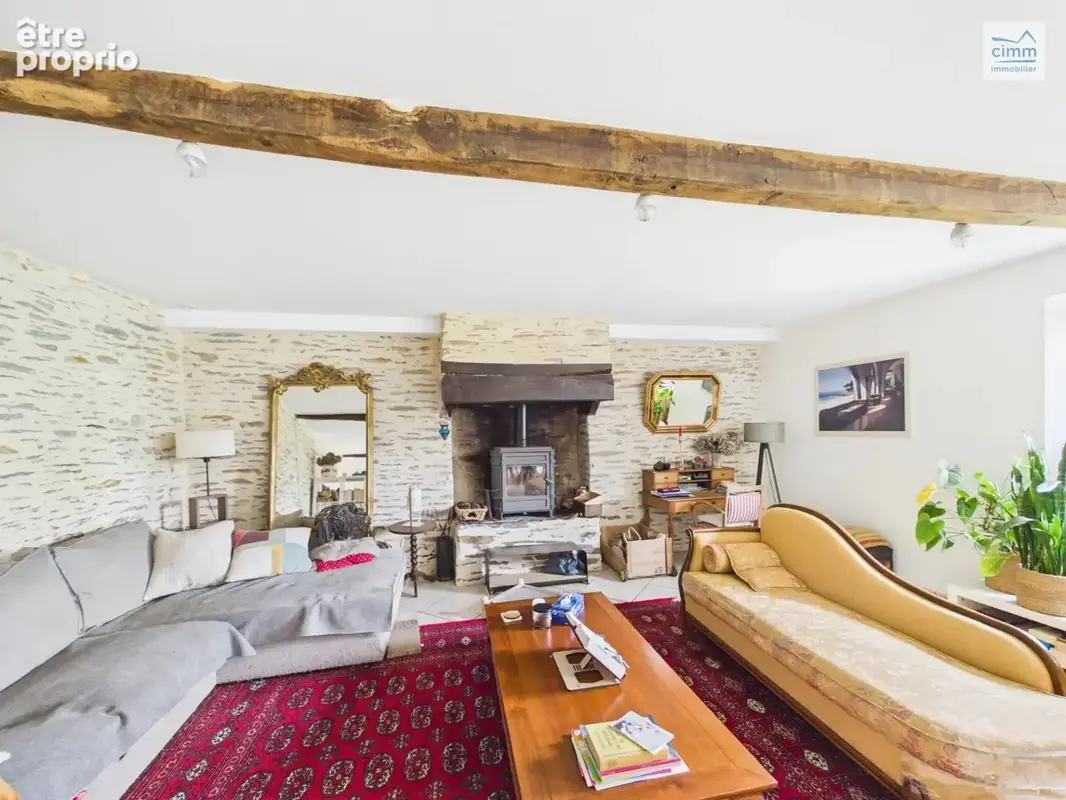 Longère en pierre de 176 m² sur un terrain de 4060 m². - photo 5