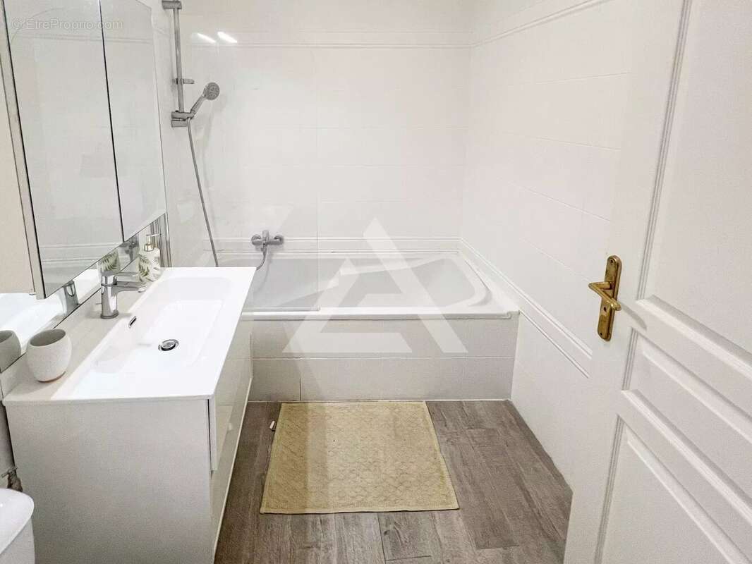 Appartement à BEAUSOLEIL