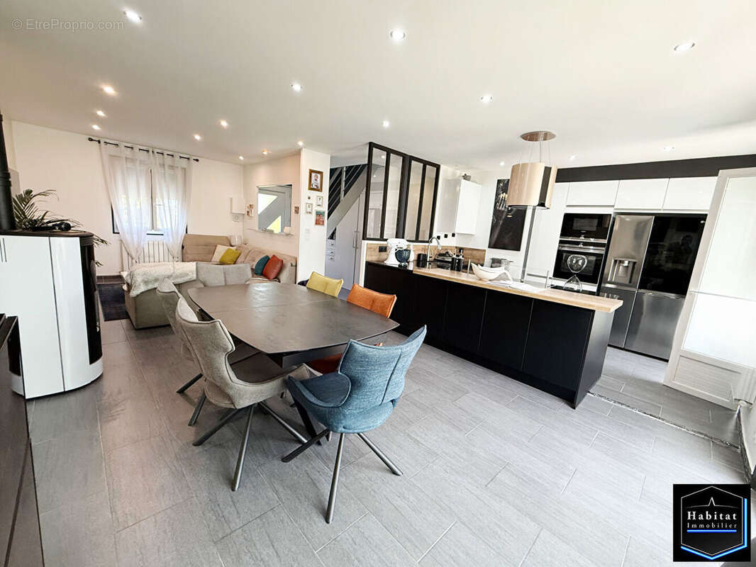 Maison à NANTEUIL-LE-HAUDOUIN