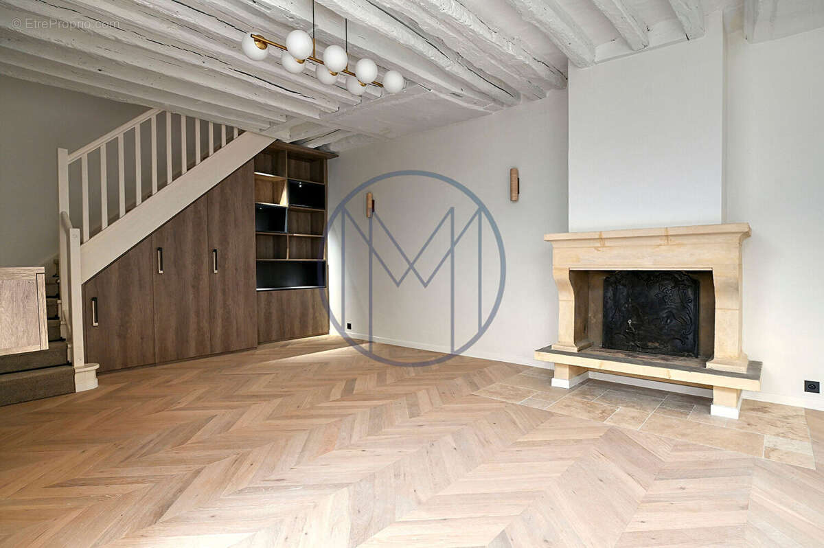 Appartement à VERSAILLES