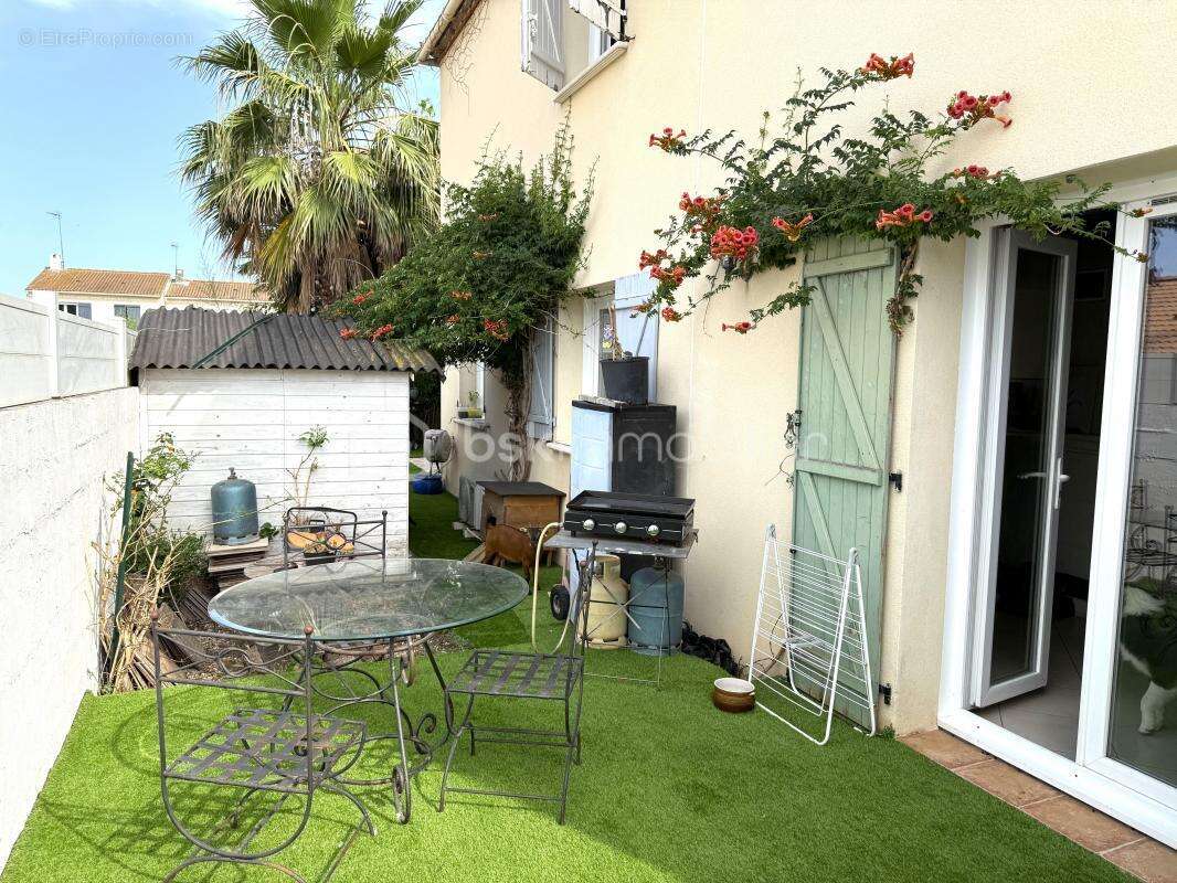 Maison à VILLENEUVE-LES-MAGUELONE