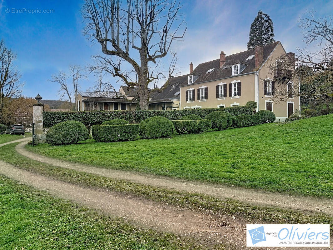 Appartement à SAINT-REMY-LES-CHEVREUSE