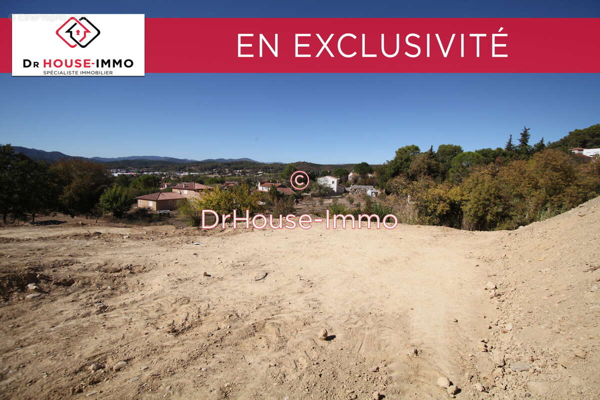 Terrain à SAINT-PRIVAT-DES-VIEUX