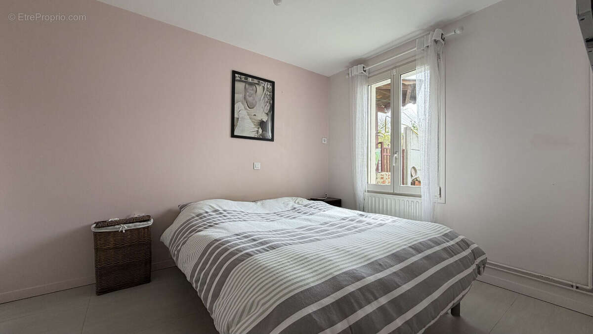 Maison à LIVRY-GARGAN