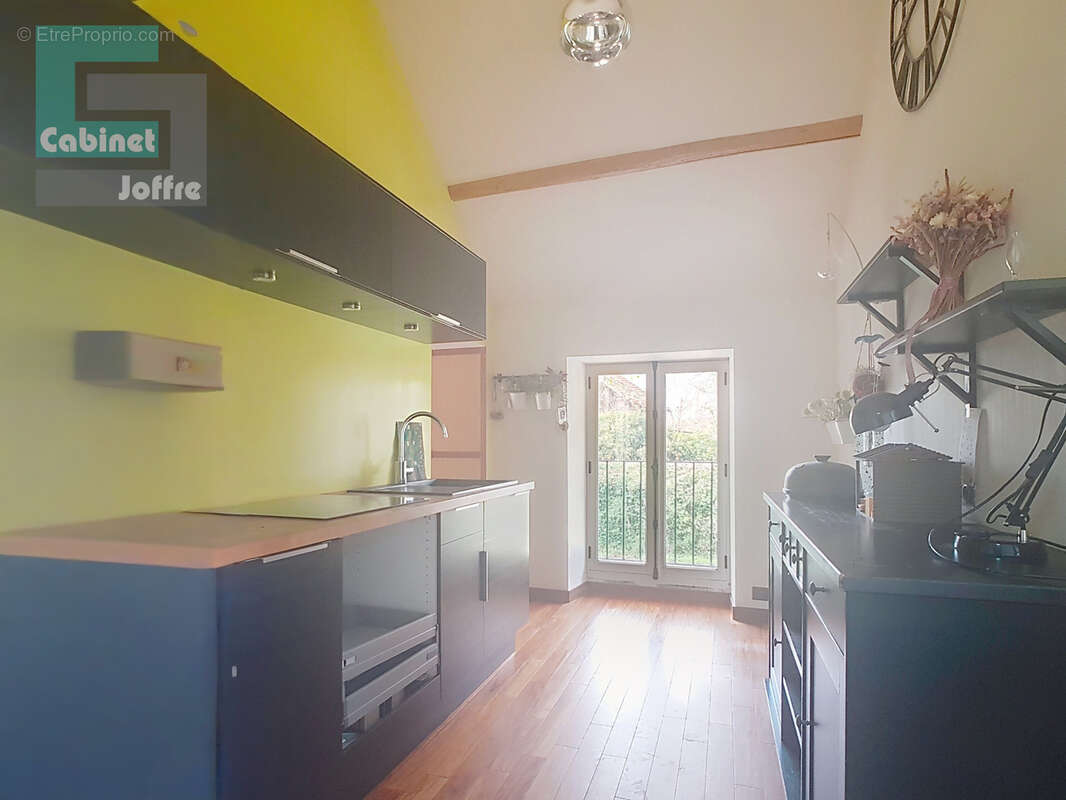 Maison à VULAINES-SUR-SEINE