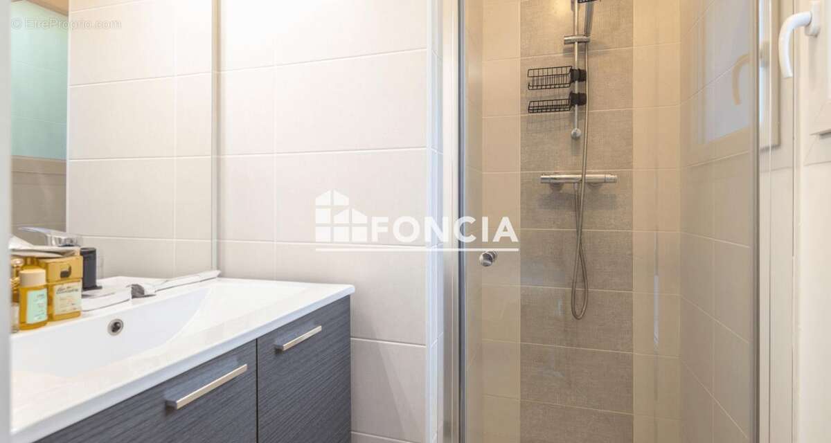 Appartement à VARCES-ALLIERES-ET-RISSET