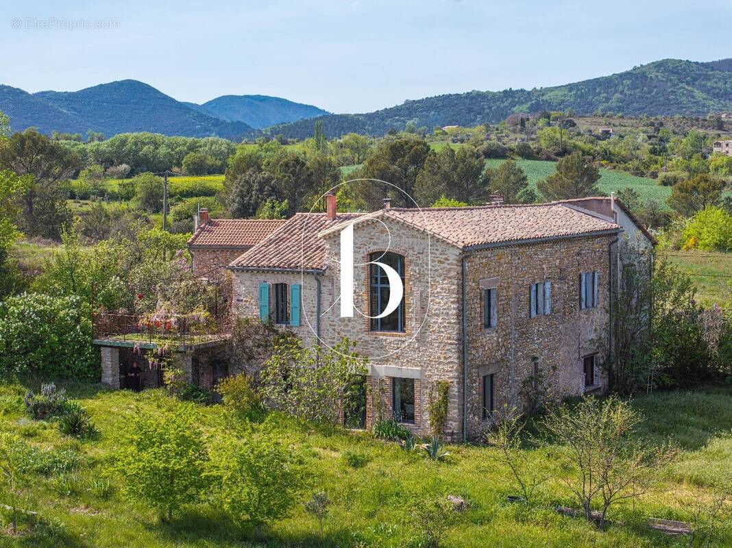 Maison à ALLEGRE-LES-FUMADES