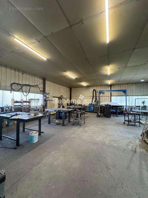 Commerce à BOMMIERS