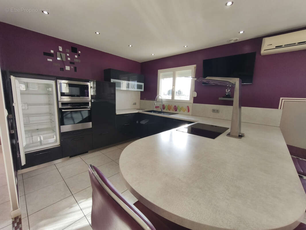 Maison à LIGNAN-SUR-ORB