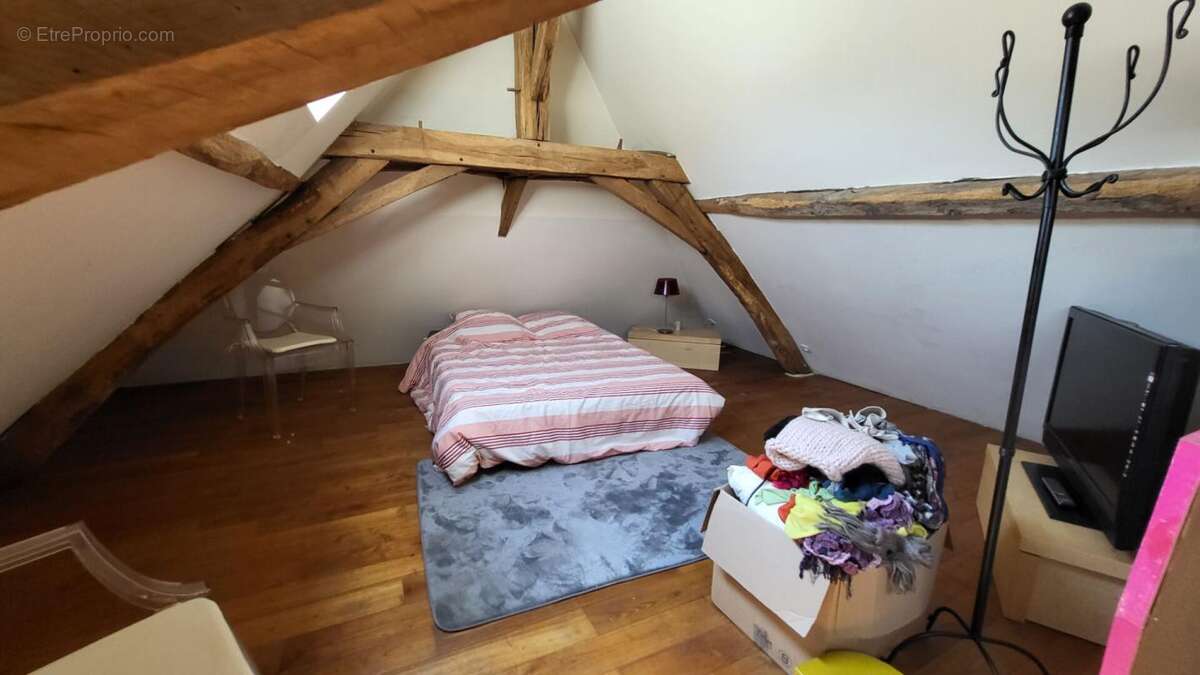 24140 Eyraud Crempse Maurens Maison ancienne en pierres  et petite grange sur parcelle de 3093 m² - photo 16